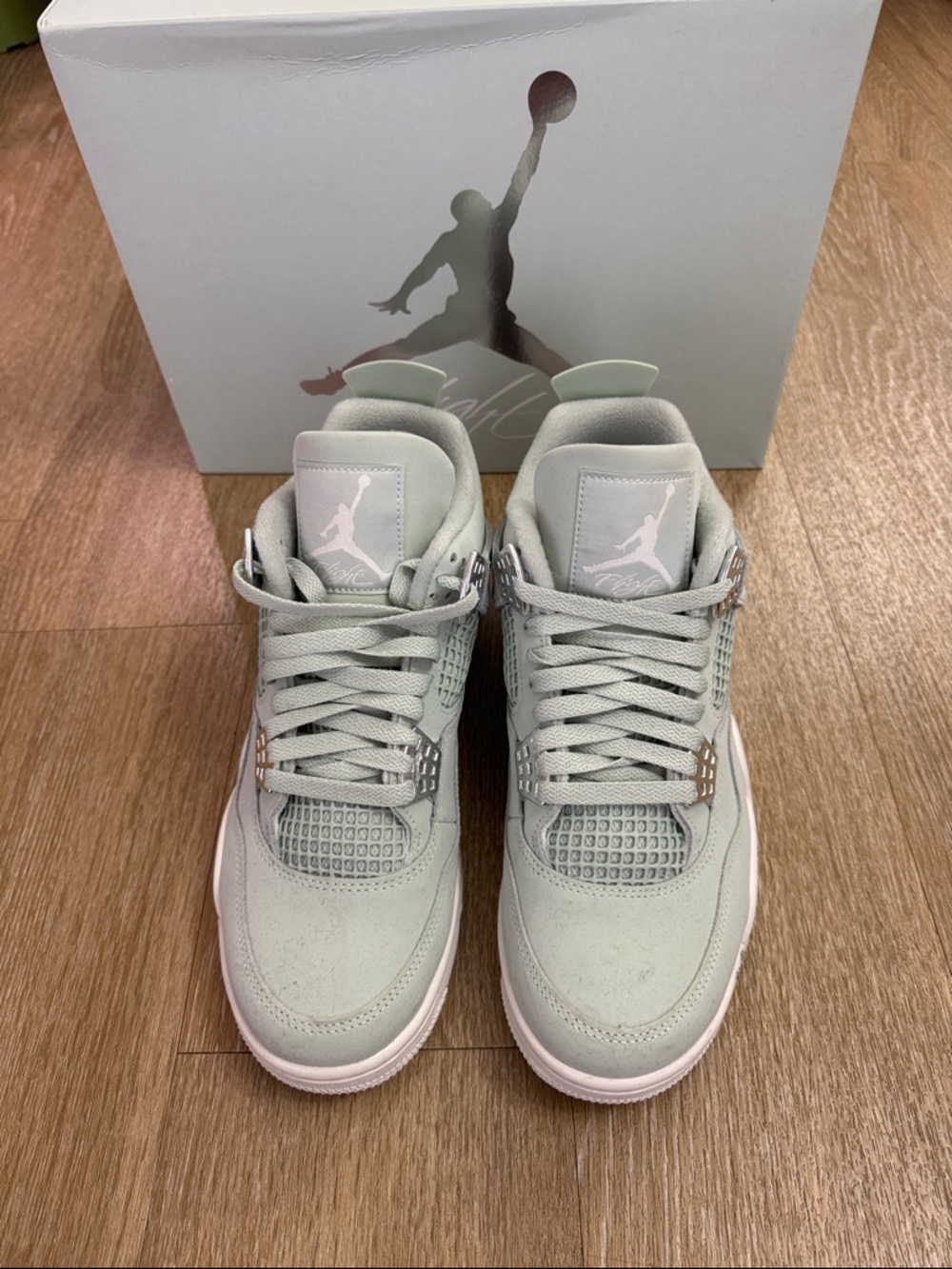 Air Jordan 4 Women's Retro Seafoam Sail Sneakers with Box size 9.5 - Picture 8 of 14